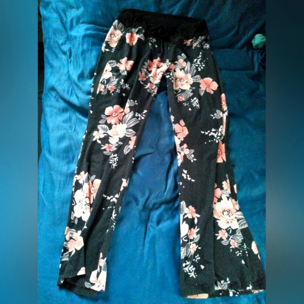 Amazon pair of relaxing wide leg pants